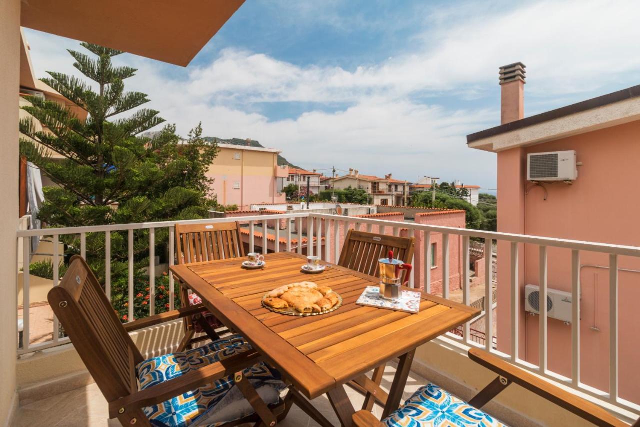 Uncle Leonard'S House Apartman Cala Gonone Kültér fotó