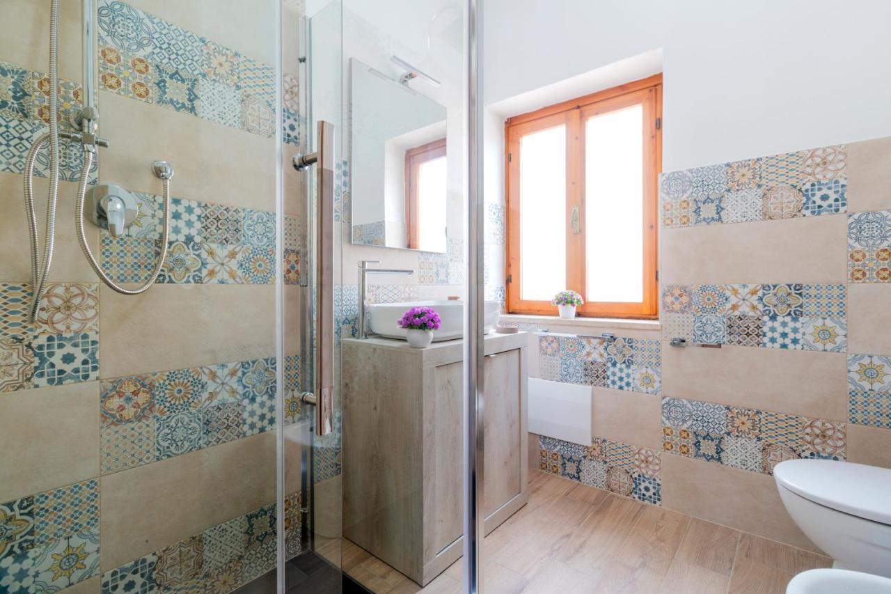 Uncle Leonard'S House Apartman Cala Gonone Kültér fotó